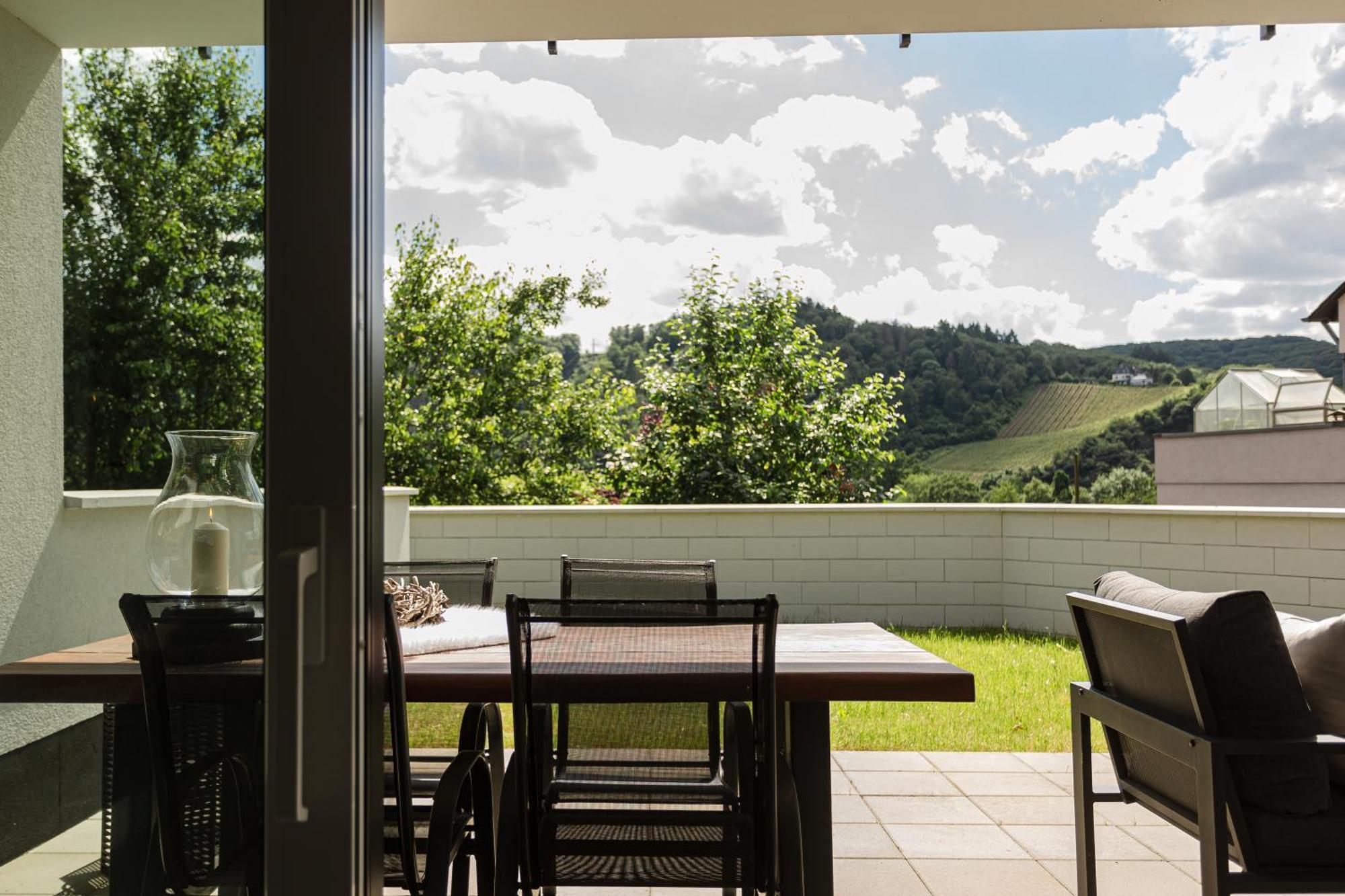 Luxusferienwohnung Moselruhe Bullay Mit Grosser Terrasse Und Schoenem Ausblick Exterior foto